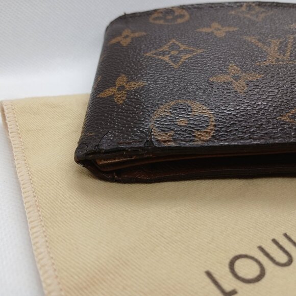 Louis Vuitton Men's Monogram Multiple Wallet - Picture 11 of 16